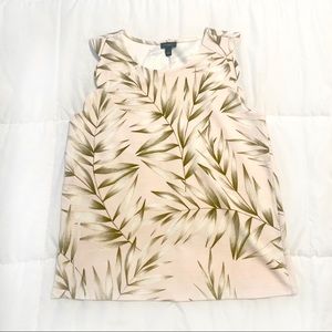 Scalloped Sleeve Shell Leaf Tropical Print